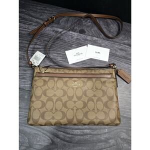 NWT Coach F58316 East/West Pop Up Crossbody Signature Khaki Saddle Leather Bag